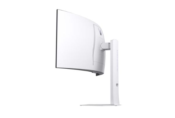 Монитор LG 34GX90SA-W, 34", OLED UltraGear 21:9 Curved Smart, IPS 0.03 ms, WQHD (3440x1440), 240Hz, HDR 10, 1500000:1, 250 cd/m2, DCI-P3 98.5%, USB 3.0, VRR, Free-sync, G-Sync, USB-C, PD 65W, HDMI, DP, PBP, Speakers, LG Switch, Height, Swivel, Tilt, White