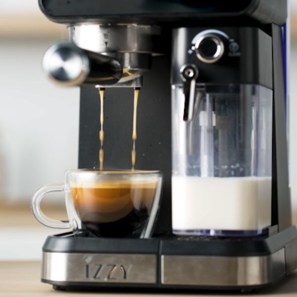 ПОЛУАВТОМАТИЧНА КАФЕМАШИНА IZZY IZ-6020 20BAR