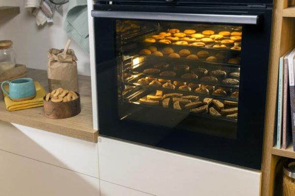 Фурна за вграждане Gorenje BO6735E02X – 77 литра, функция Пица, PerfectGrill, клас A