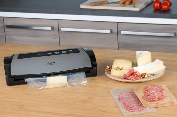Вакуум машина за храна Tefal Classic VT254070 VacuPack Classic – автоматично вакуумиране и запечатване, 110 W, 18 торбички