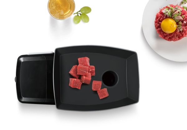 Месомелачка Bosch MFW67450, Meat mincer, ProPower 2000W, 3,5 kg/min, nr. 8, 3 sieves, kebbe attachment, juice extractor, reverse function, fruit press