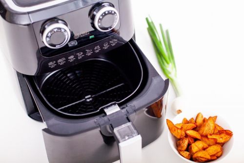 ФРИТЮРНИК С ГОРЕЩ ВЪЗДУХ AIR FRYER FA-5053