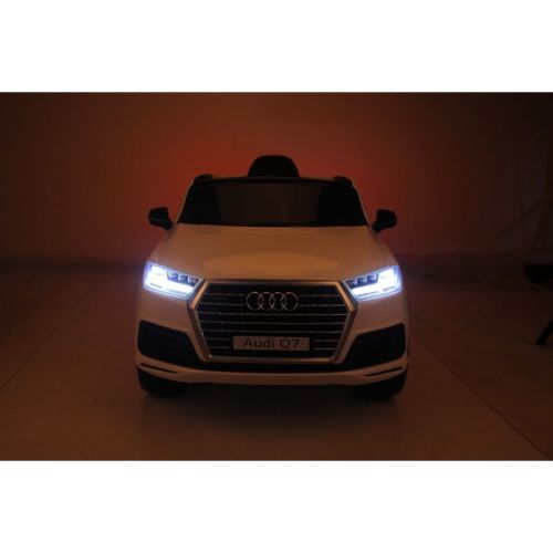 Акумулаторен джип Audi Q7 New Wi-fI с меки гуми и кож.седалка /JJ2188