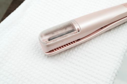 Преса Beurer HT 22 Split end trimmer, 2h operating time, Incl. cleaning brush and USB cable, Collection chamber, LED display, Transport lock