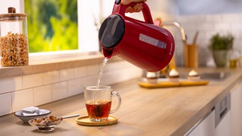Електрическа кана Bosch TWK1M124, MyMoment Plastic Kettle, 2400 W, 1.7 l, Cup indicator, Limescale filter, Triple safety function, Red
