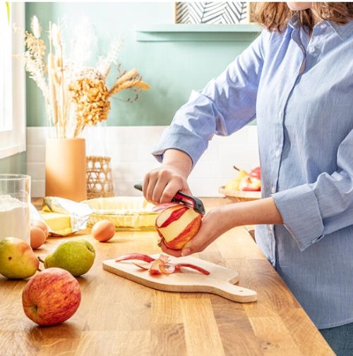 Белачка Tefal K2071014, Ingenio, Peeler, Kitchen tool, Stainless steel blades, 30x9.8x3.6cm, Up to 230°C, Dishwasher safe, black and red