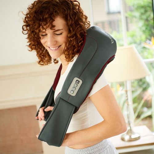 Масажор Beurer MG 151 3D Shiatsu massager;for shoulders, neck, back and legs; 3D massage heads; 8 rotating Shiatsu massage heads; Clockwise/anti-clockwise rotation; 3 levels; automatic switch-off; light and heat function