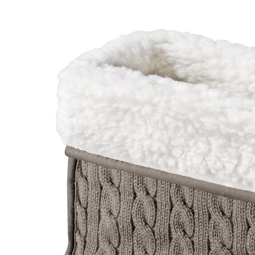 Термоподложка Beurer FWM 45 Massage foot warmer; 2 temperature and massage settings; washeble by hand, 16 Watts; 32(L)x26(B)x26(H)